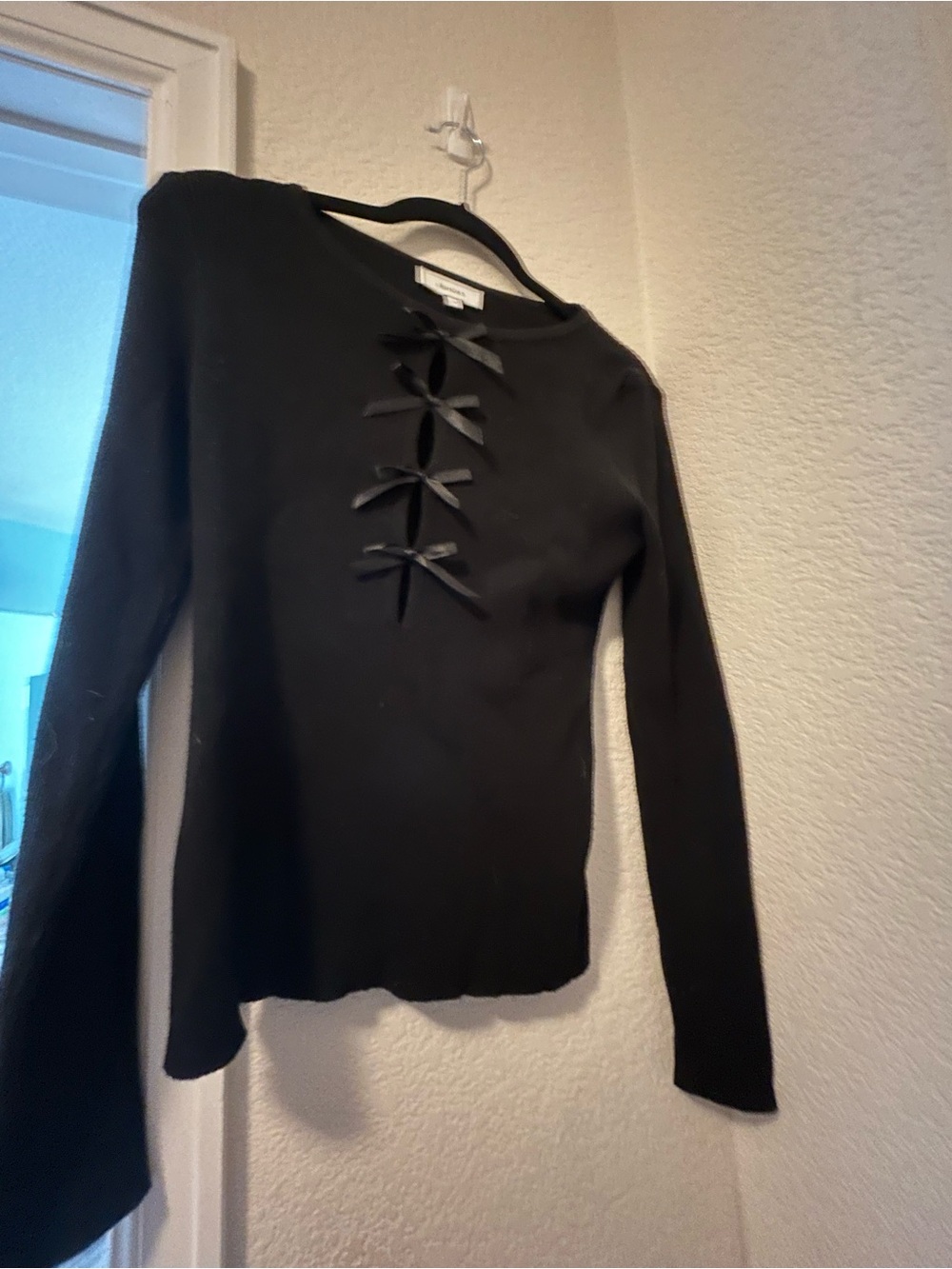 RIHOAS Black Long-Sleeve Top with Front Bow Details